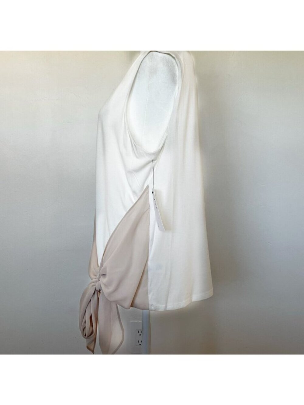NWT Bailey 44 Side Tie Top Draped V Neck XL Neutral Quiet Luxury Fairy Chic - Picture 3 of 15